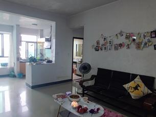 四套房产租赁权拍卖公告