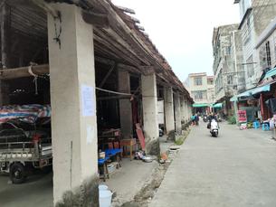 广西北海市合浦县西场镇中山路成衣行国有土地及房产拍卖公告